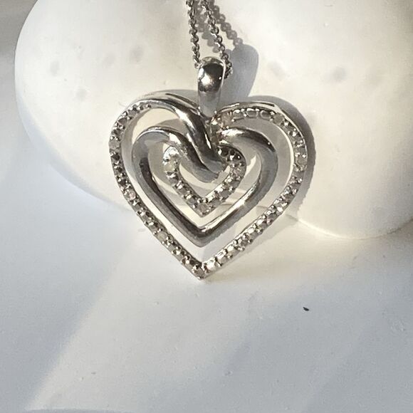 NWT Sterling Silver Triple Heart Diamond 18” Pendant Necklace ( 1/10 ct. t.w. ) - Picture 1 of 16